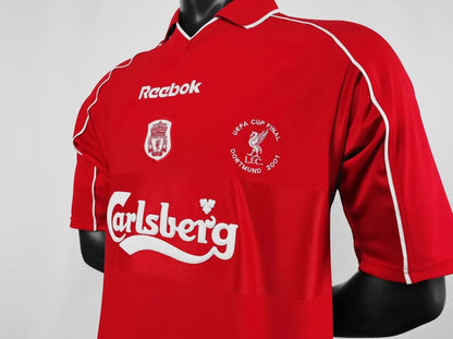 Liverpool 00-02 Home Shirt side