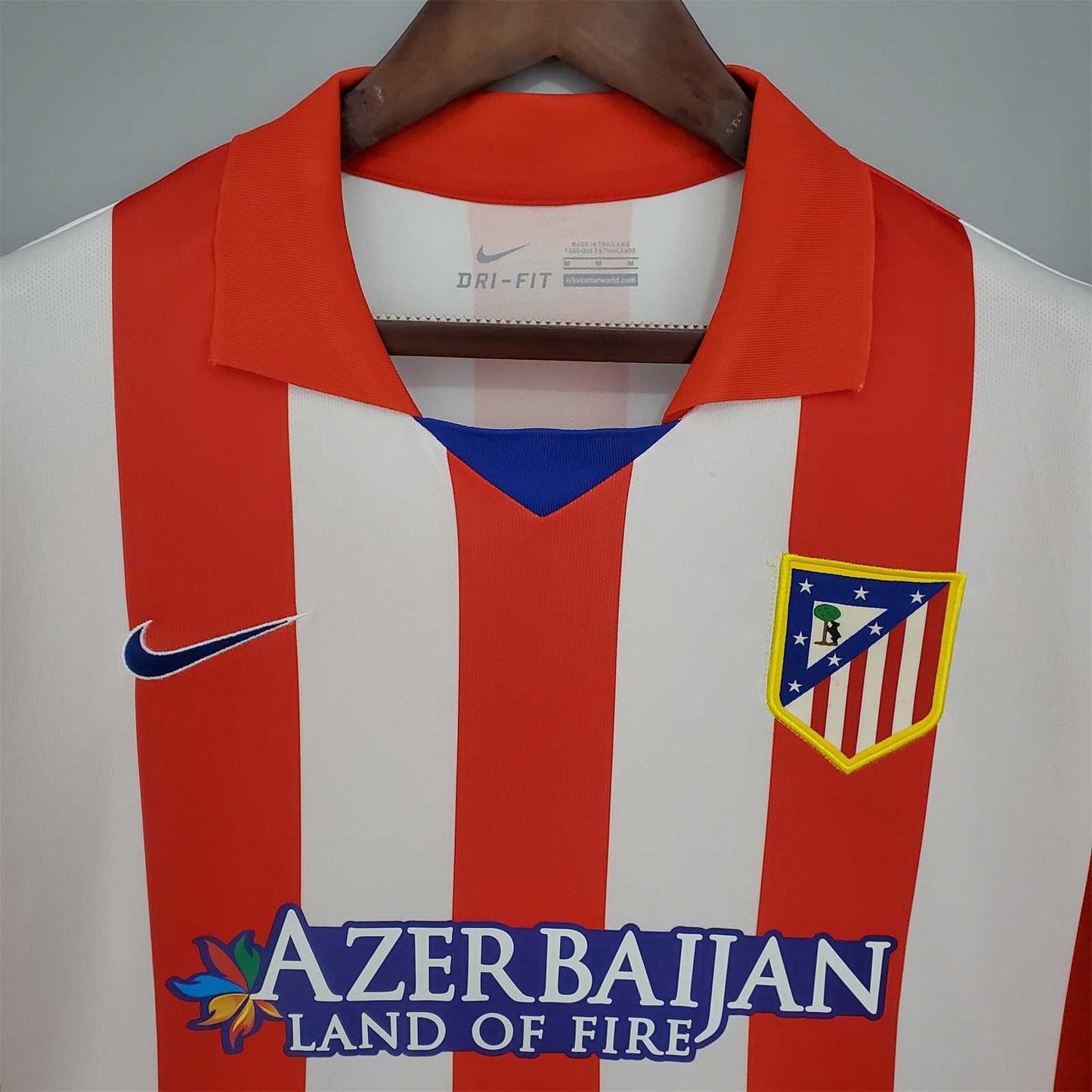 Atletico Madrid 13-14 Home Retro Shirt sponsor