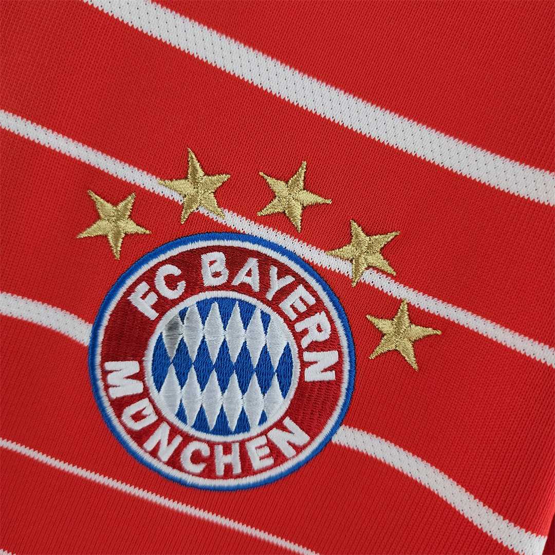 Bayern Munich 22-23 Home Shirt crest