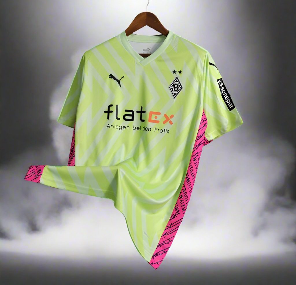 Borussia Monchengladbach 23-24 Goalkeeper Shirt front