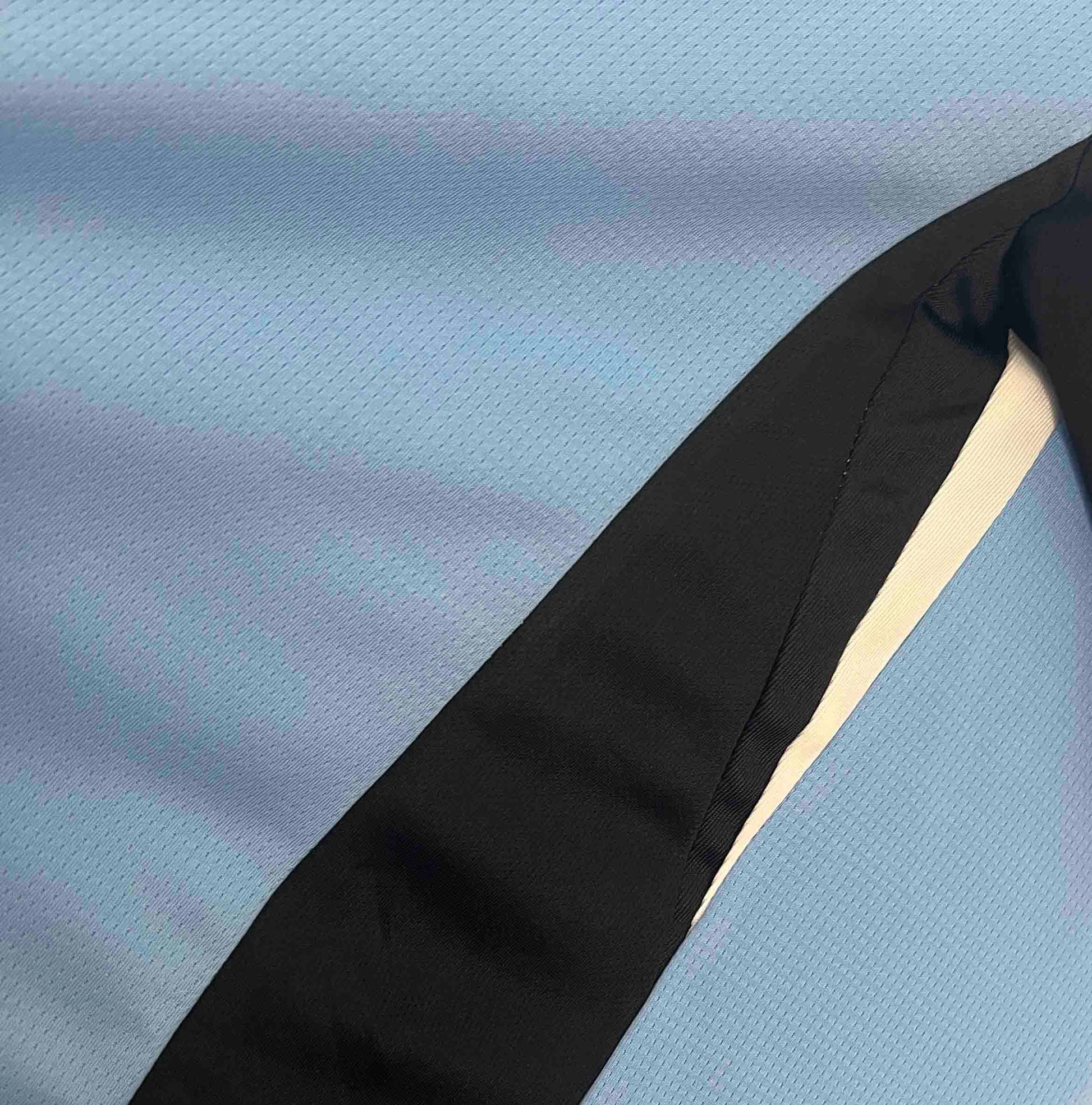 Uruguay 24-25 Home Shirt trim