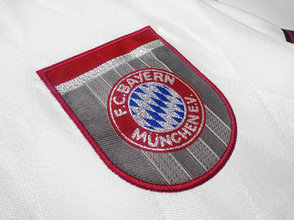 Bayern Munich 96-98 Away Retro Shirt crest