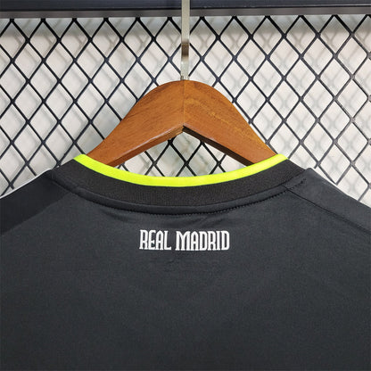 Real Madrid 10-11 Away Retro Shirt neck