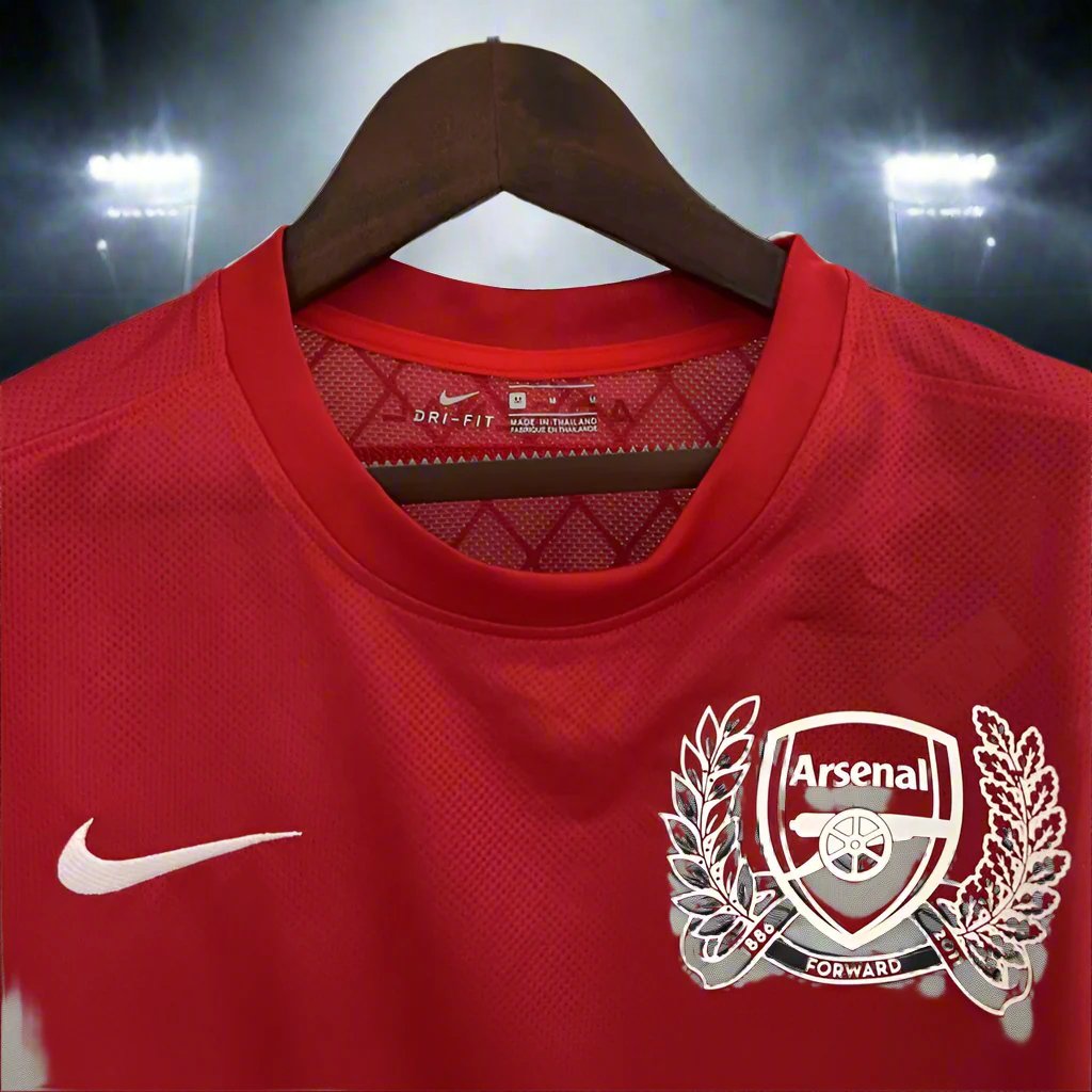 Arsenal 11-12 Home Retro Shirt collar