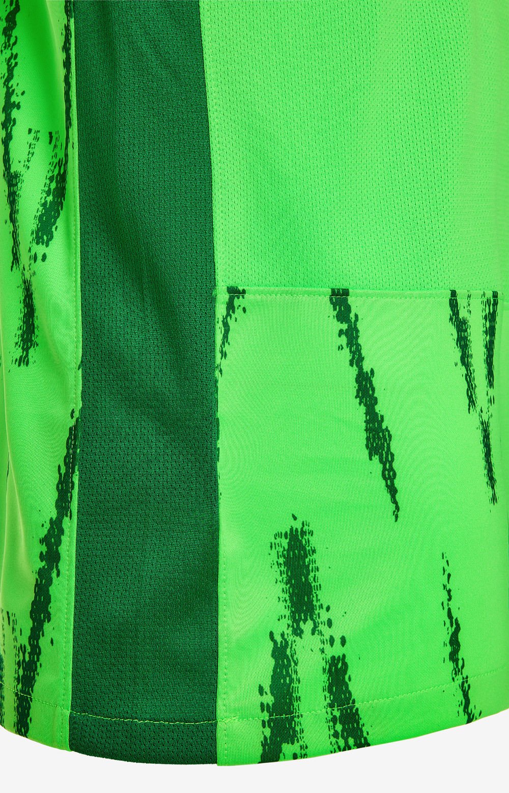 Sporting CP 24-25 3rd Shirt trim