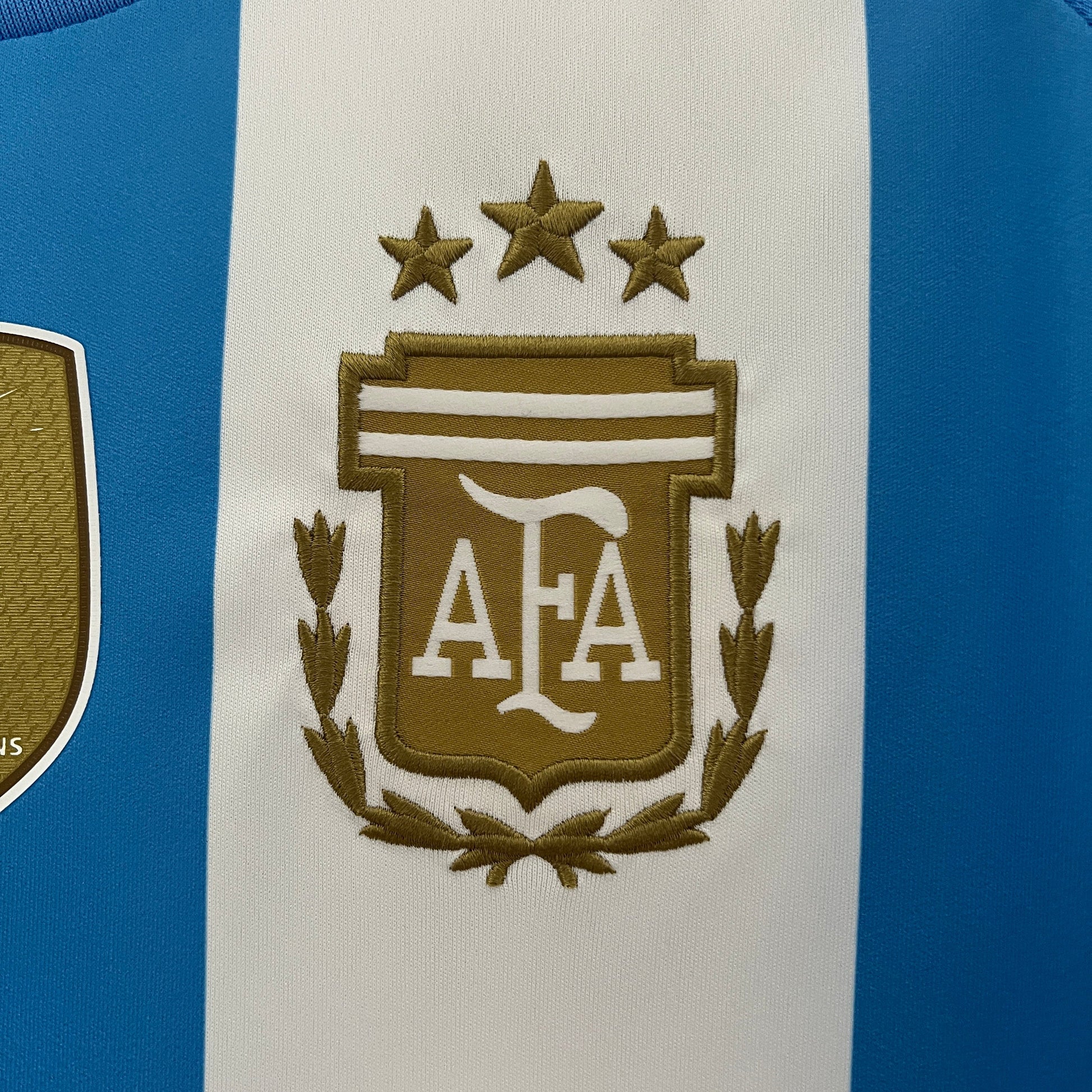 Argentina 24-25 Home Shirt crest