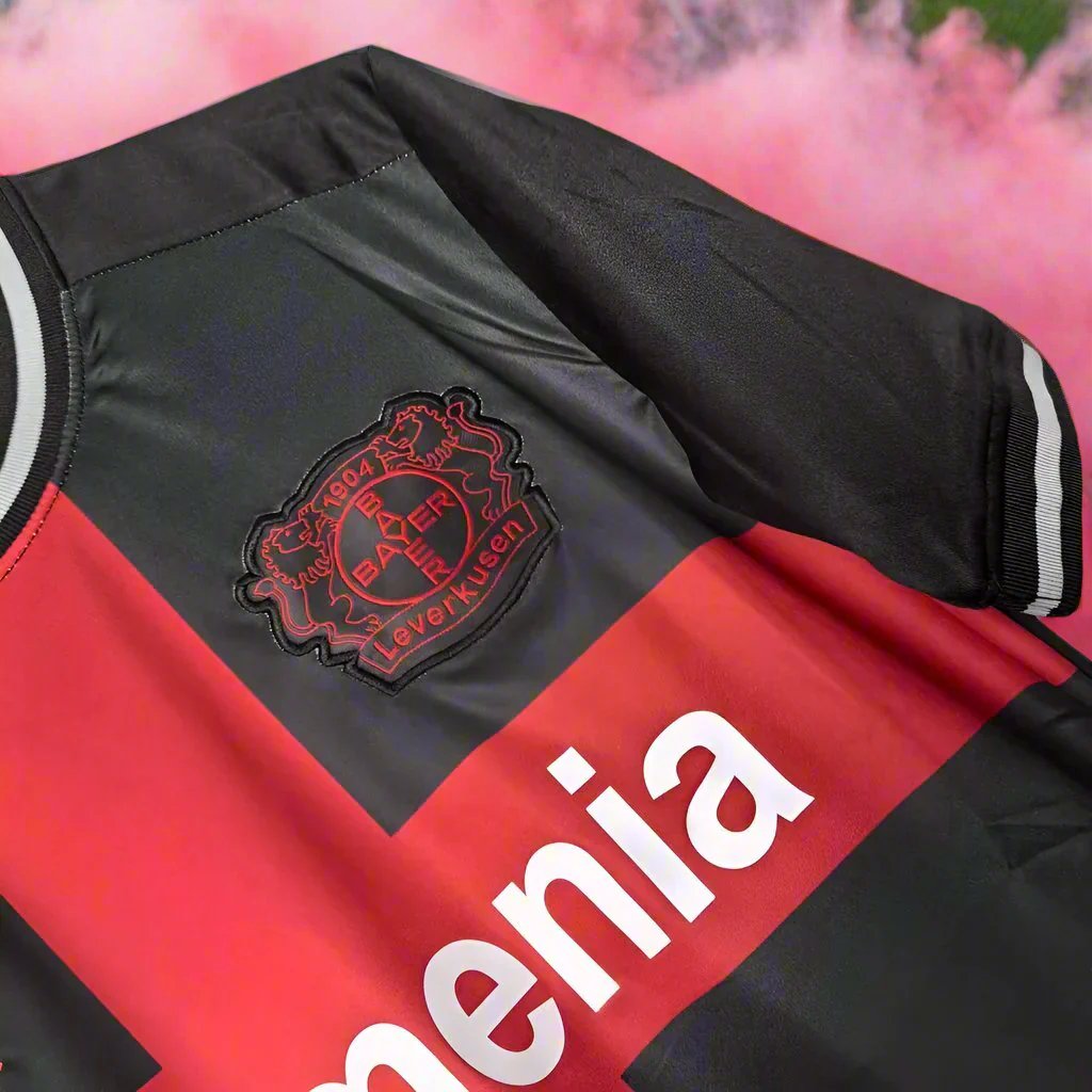 Bayer 04 Leverkusen 23-24 Home Shirt crest