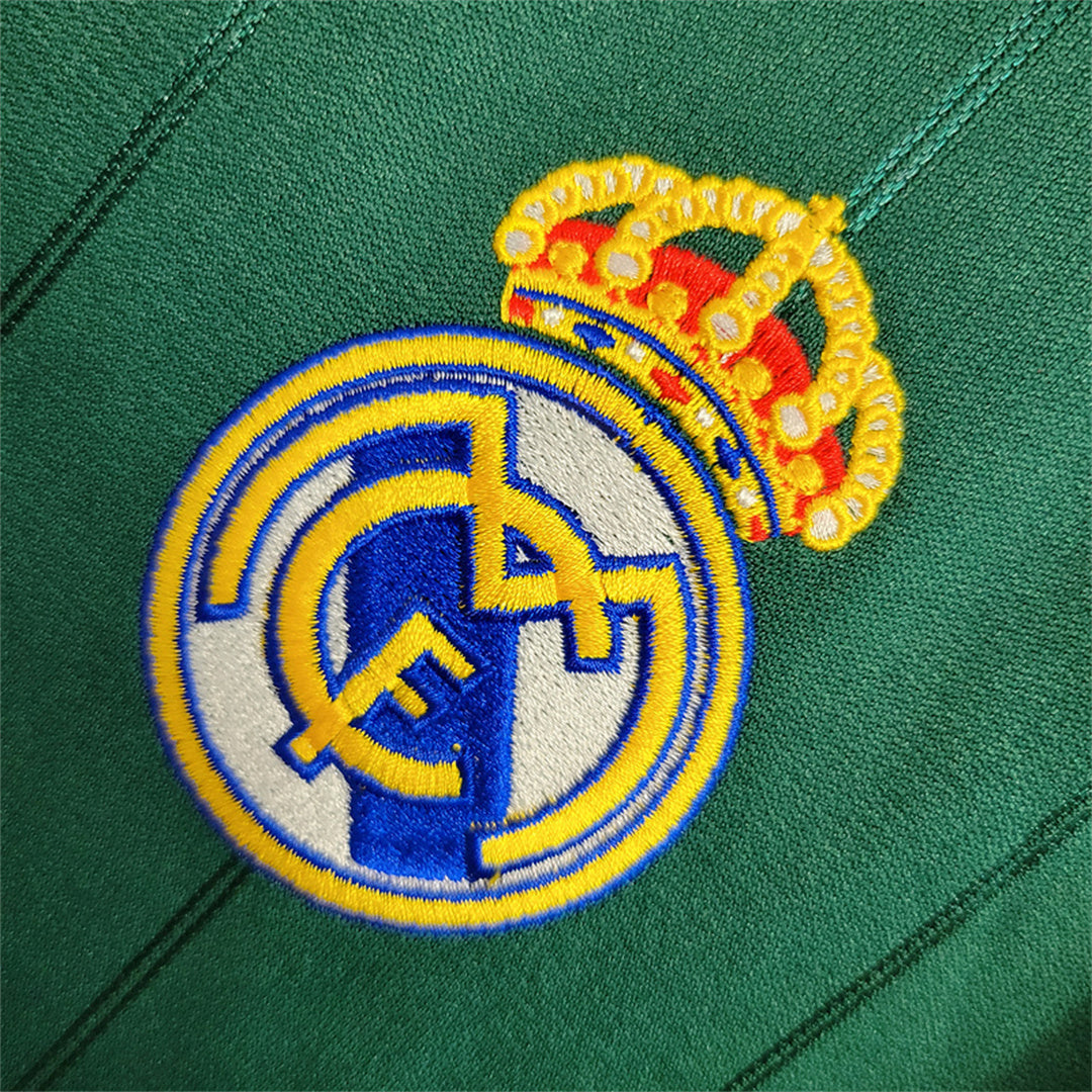 Real Madrid 12-13 3rd Retro Shirt badge