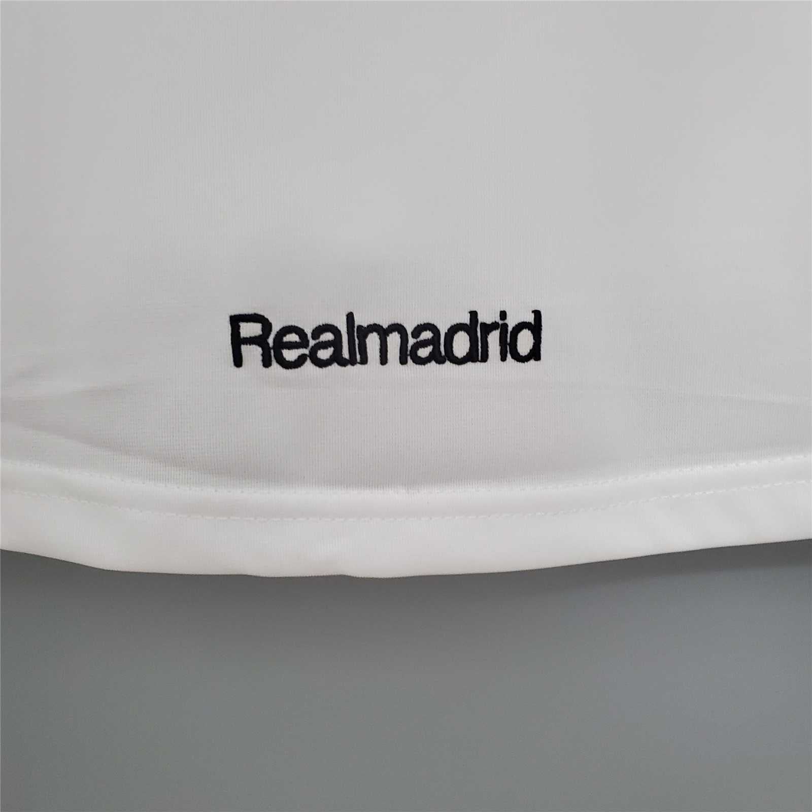 Real Madrid 05-06 Home Retro Shirt embroidery