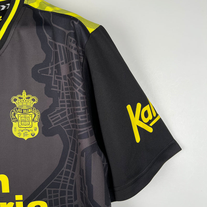 UD Las Palmas 23-24 Away Shirt sleeve