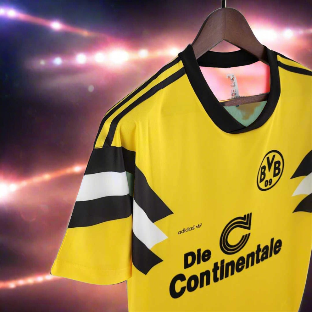 Borussia Dortmund DFB-Pokal Final Retro Shirt side