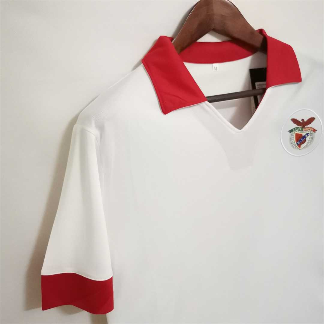 Benfica 60-70 Away Retro Shirt side