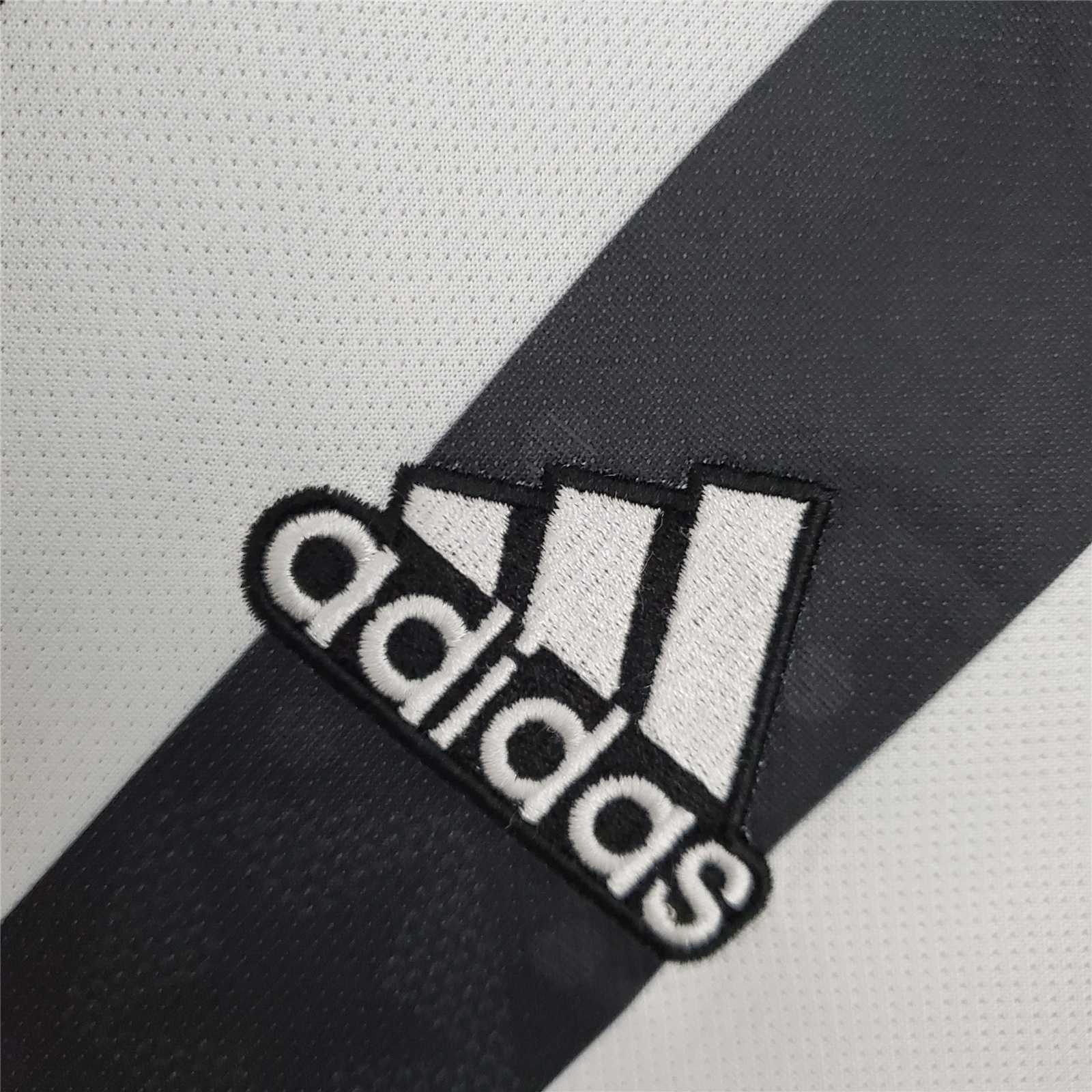 Juventus 21-22 Home Shirt brand