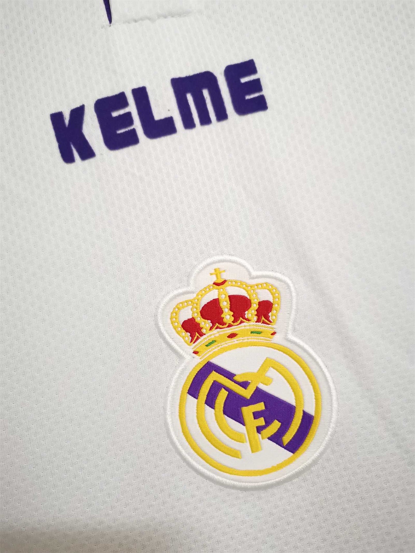 Real Madrid 97-98 Home Retro Shirt badge