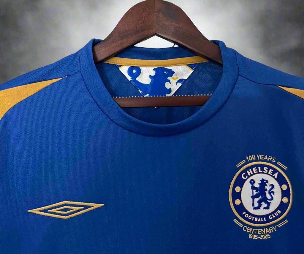 Chelsea 05-06 Home Retro Shirt collar