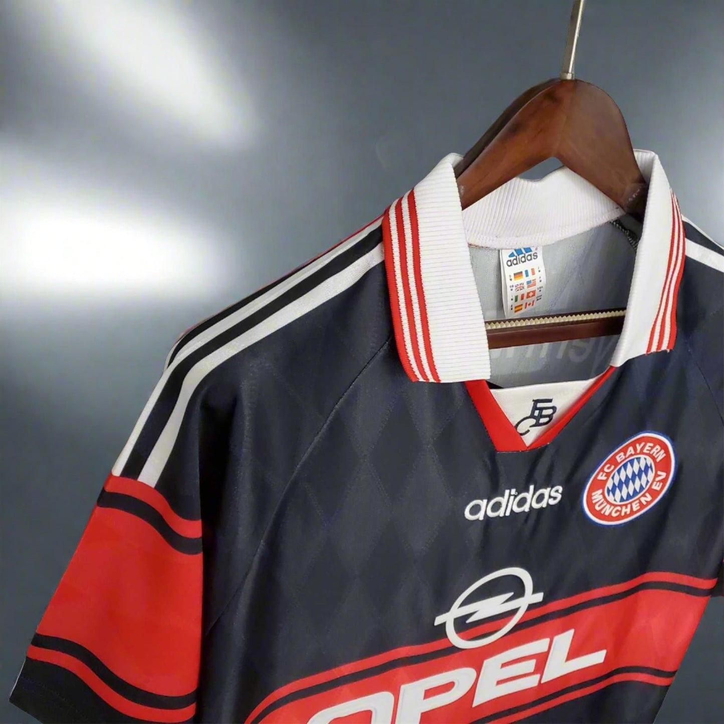 Bayern Munich 97-99 Home Retro Shirt side