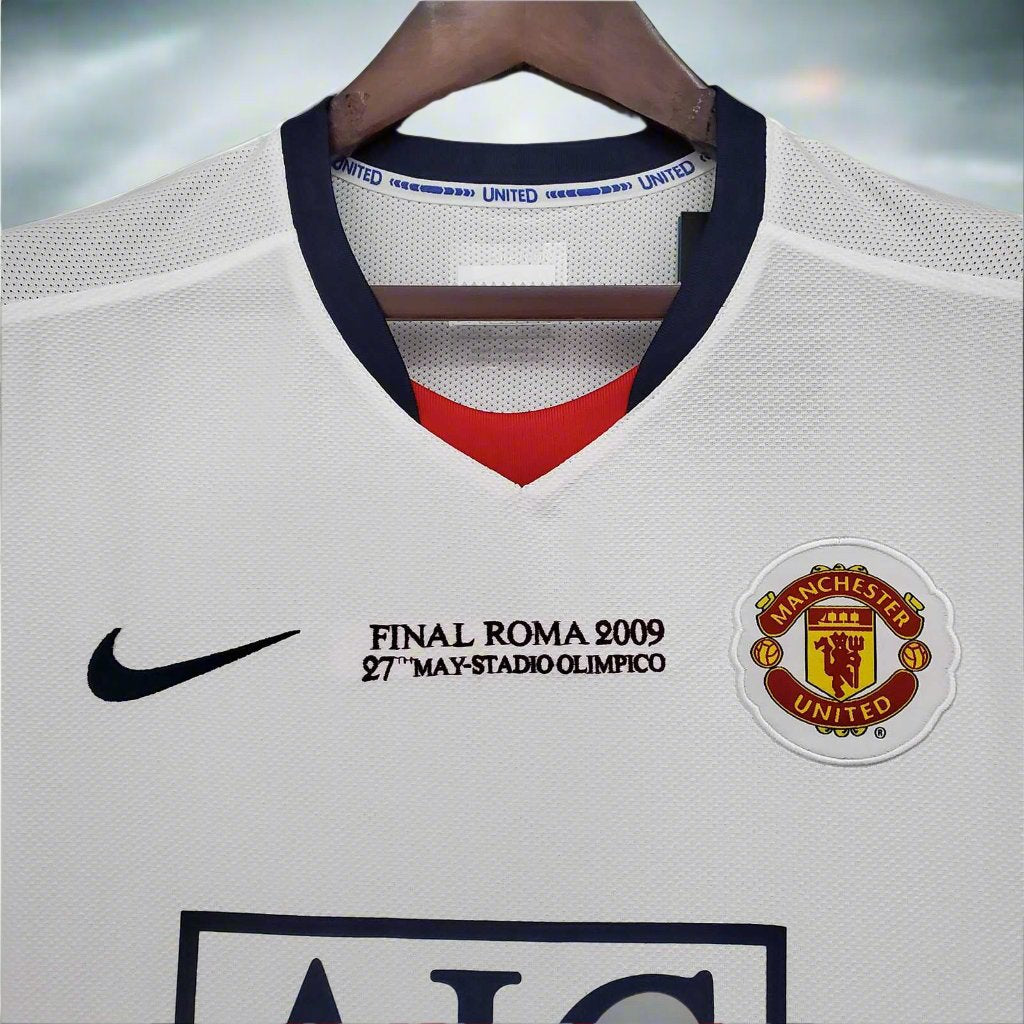 MNU 08-09 European Final Shirt collar