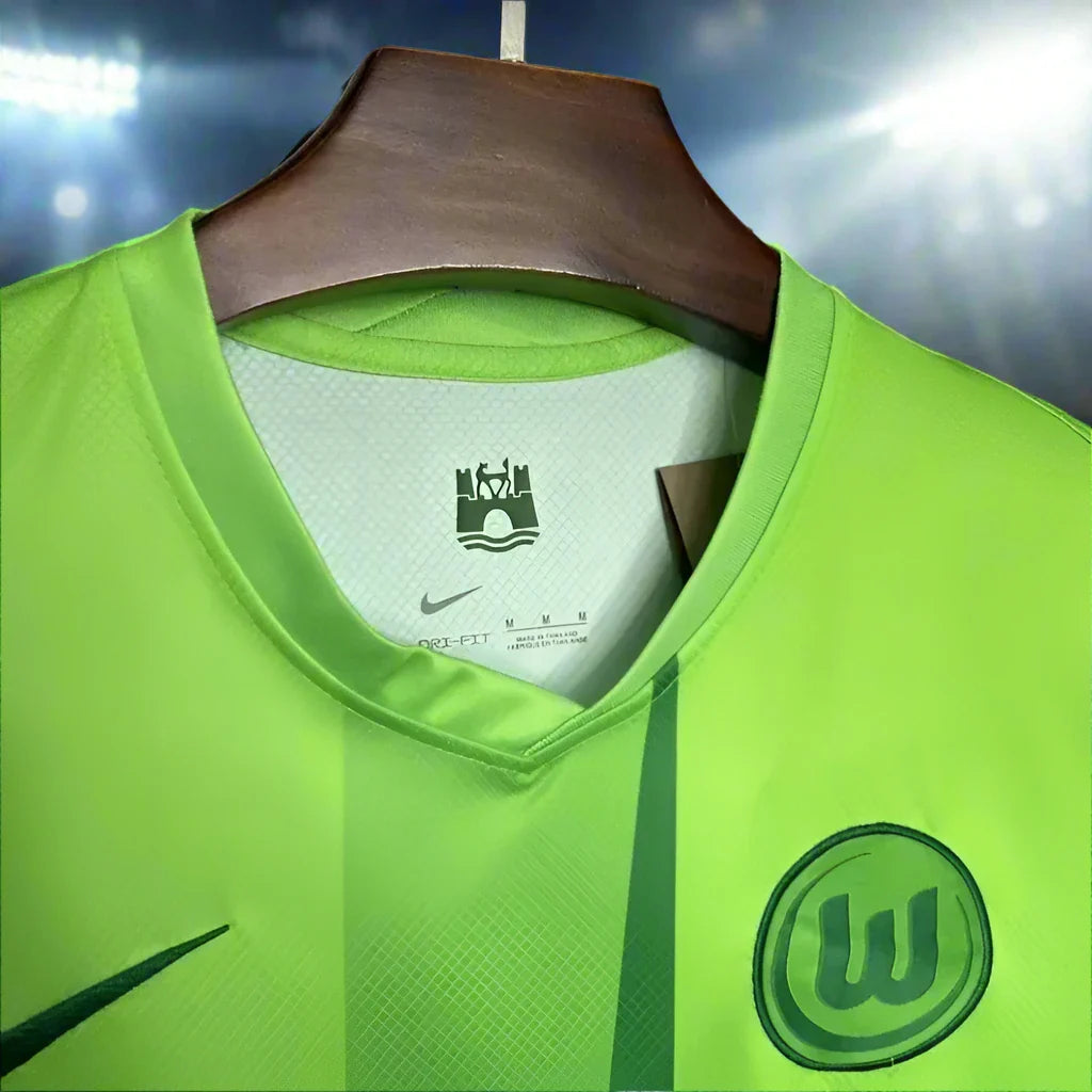 VfL Wolfsburg 24-25 Home Shirt collar