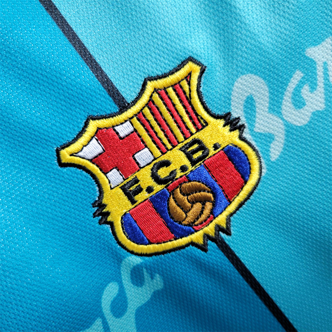 Barcelona 95-97 Away Retro Shirt badge