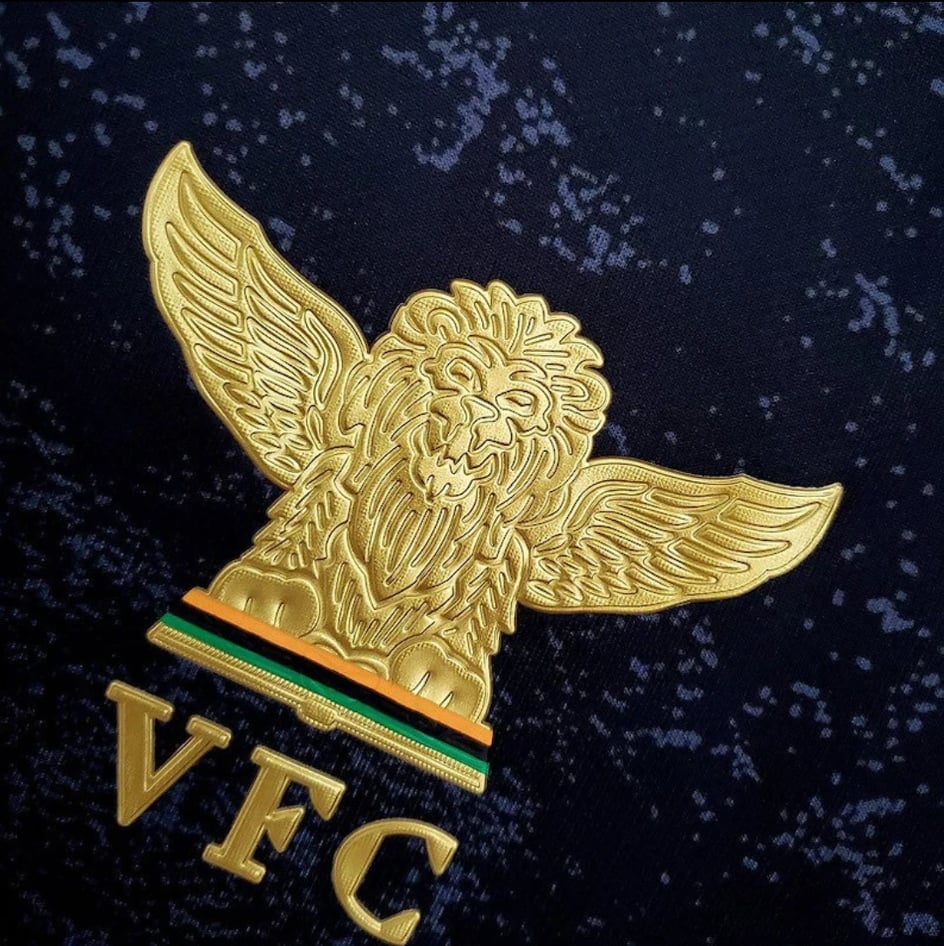 Venezia 21-22 Home Shirt crest