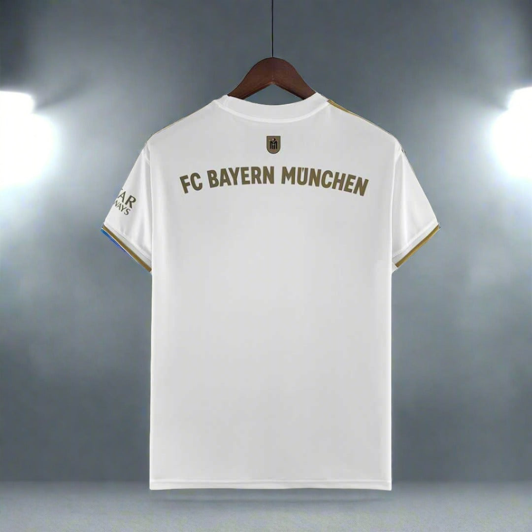 Bayern Munich 22-23 Away Shirt rear