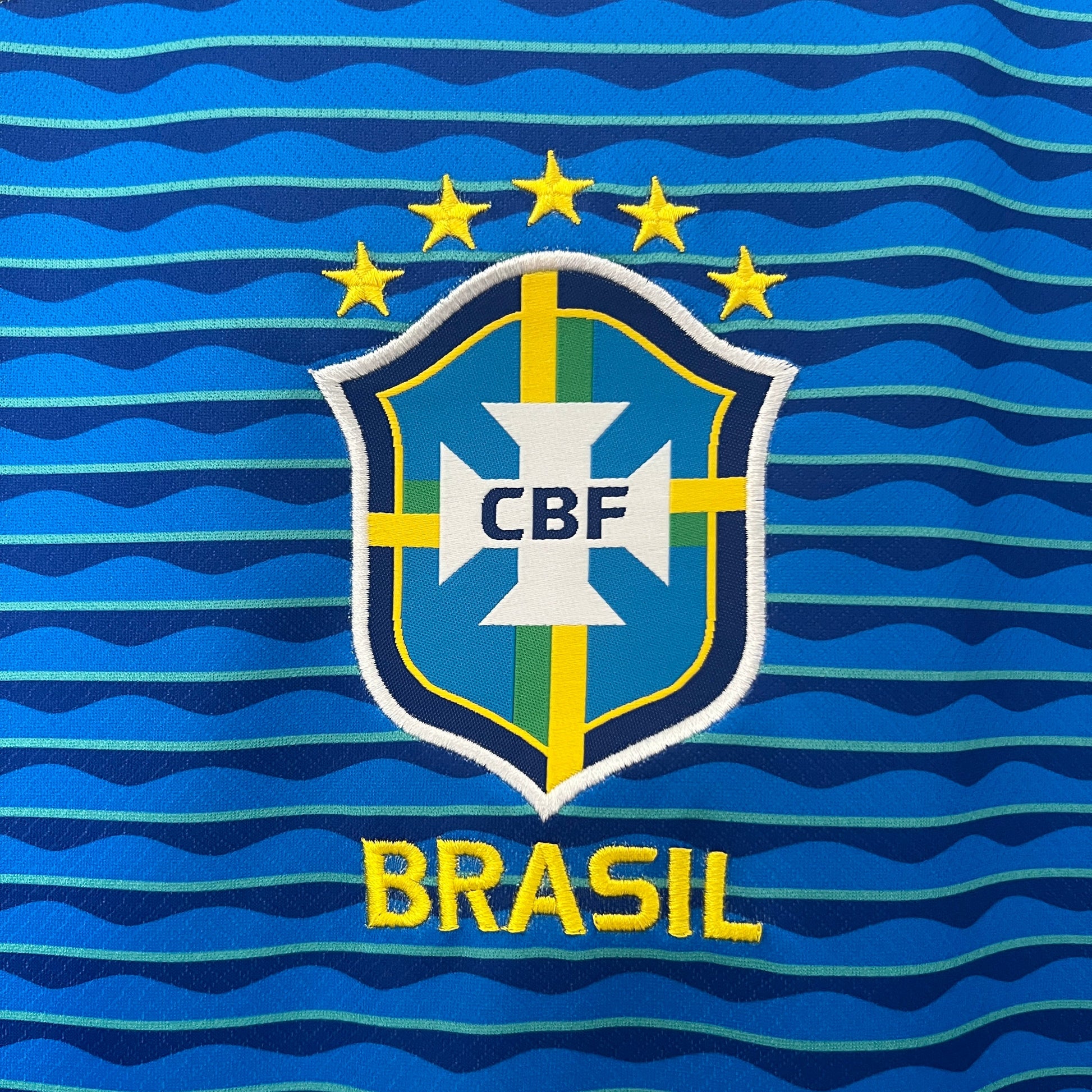 Brazil 24-25 Away Shirt crest