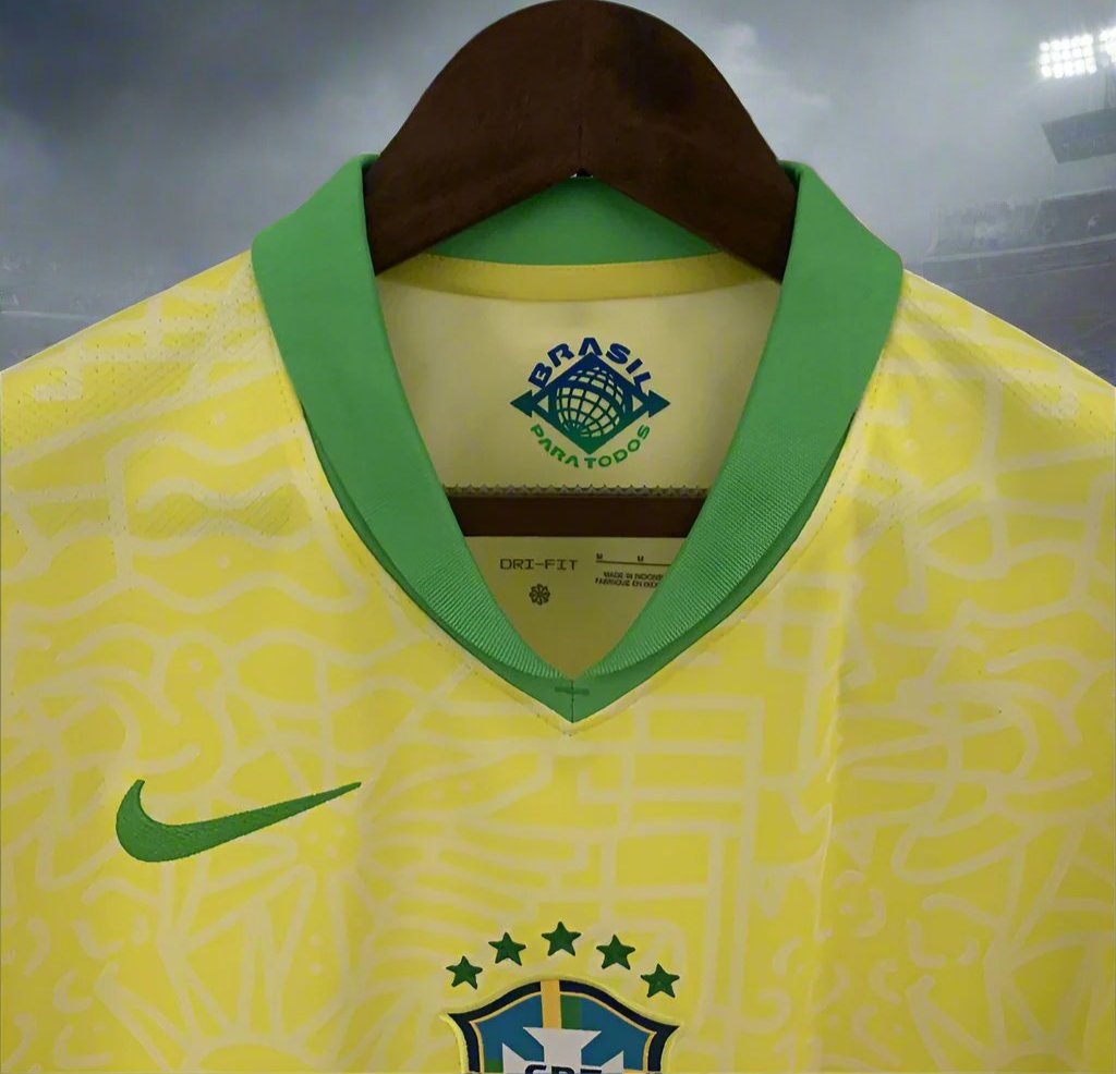 Brazil 24-25 Home Shirt collar