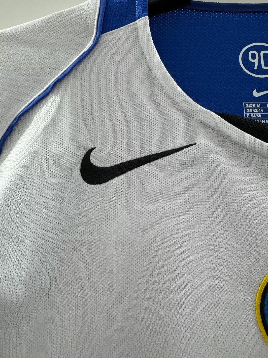 Inter Milan 04-05 Away Retro Shirt brand