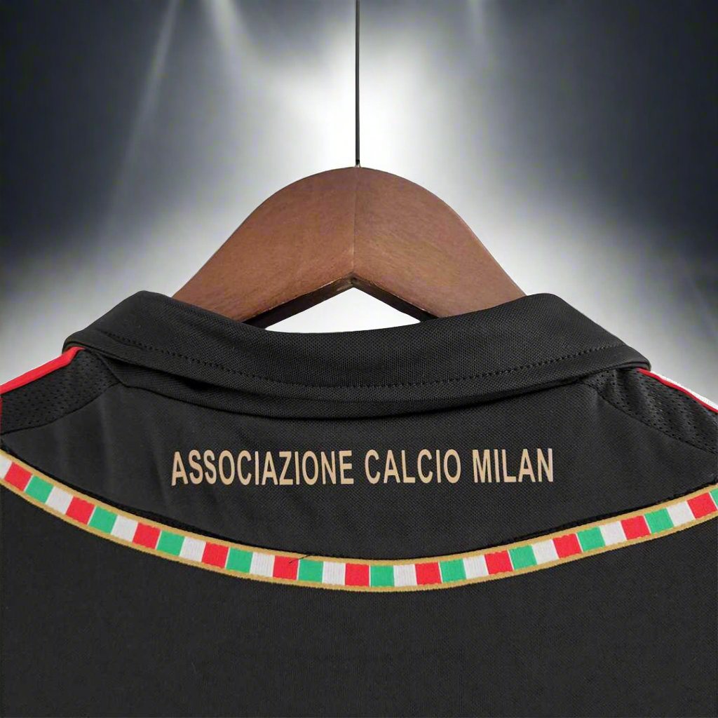 AC Milan 11-12 3rd Retro Shirt collar