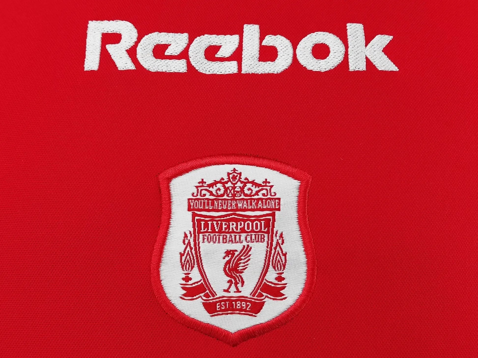 Liverpool 00-02 Home Shirt badge