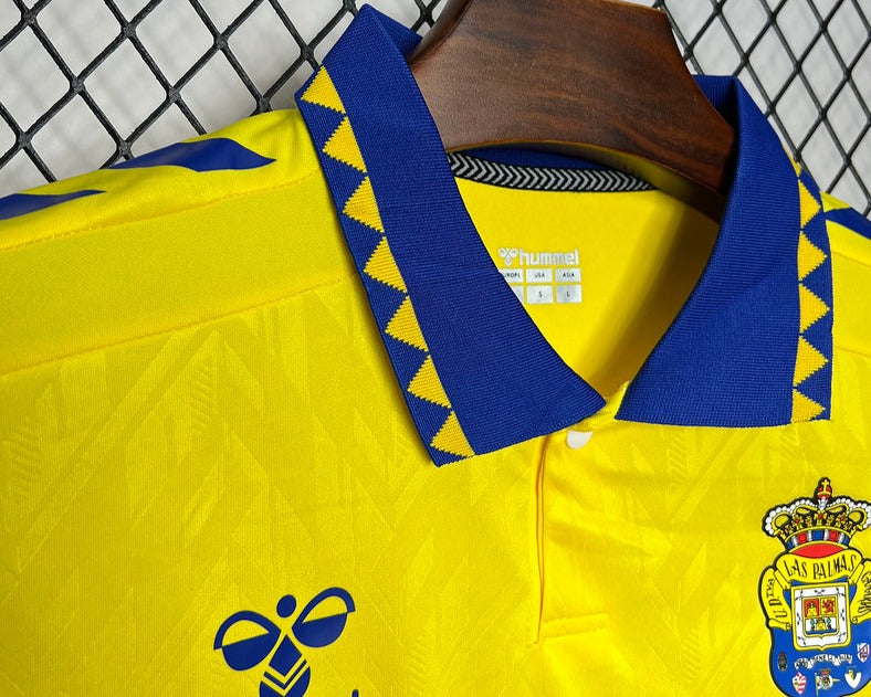 UD Las Palmas 24-25 Home Shirt collar