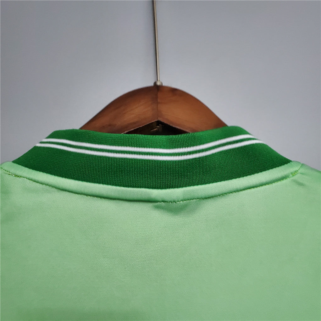 Celtic 83-86 3rd Away Retro Shirt collar