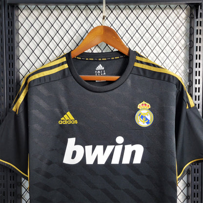 Real Madrid 11-12 Away Retro Shirt sponsor