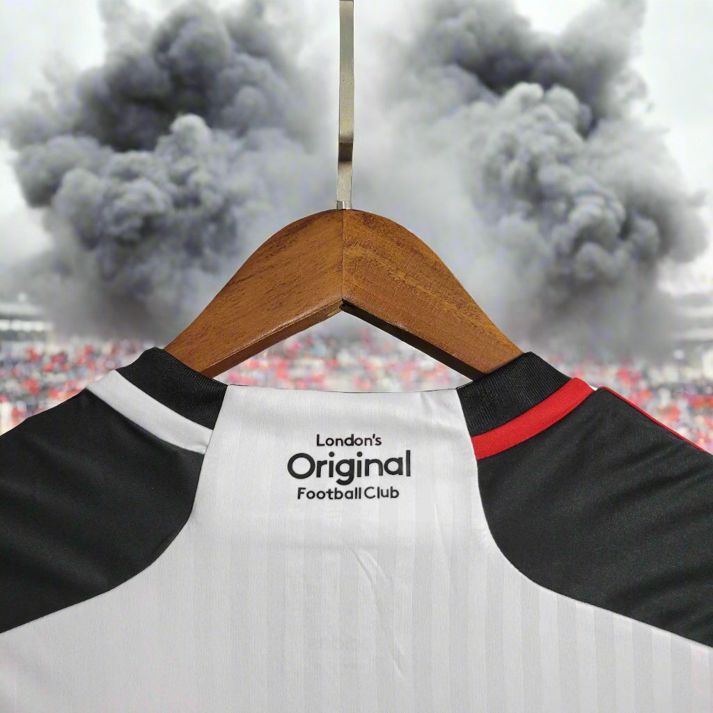 Fulham 23-24 Home Shirt collar