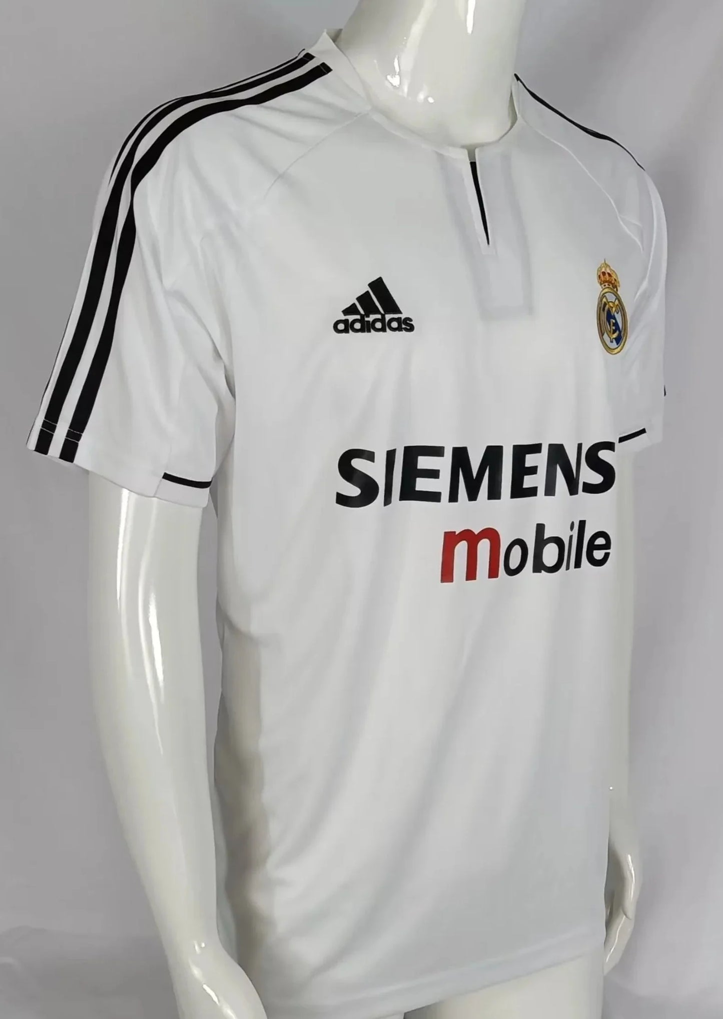 Real Madrid 03-04 Home Retro Shirt brand