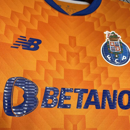 Porto 24-25 Away Shirt sponsor