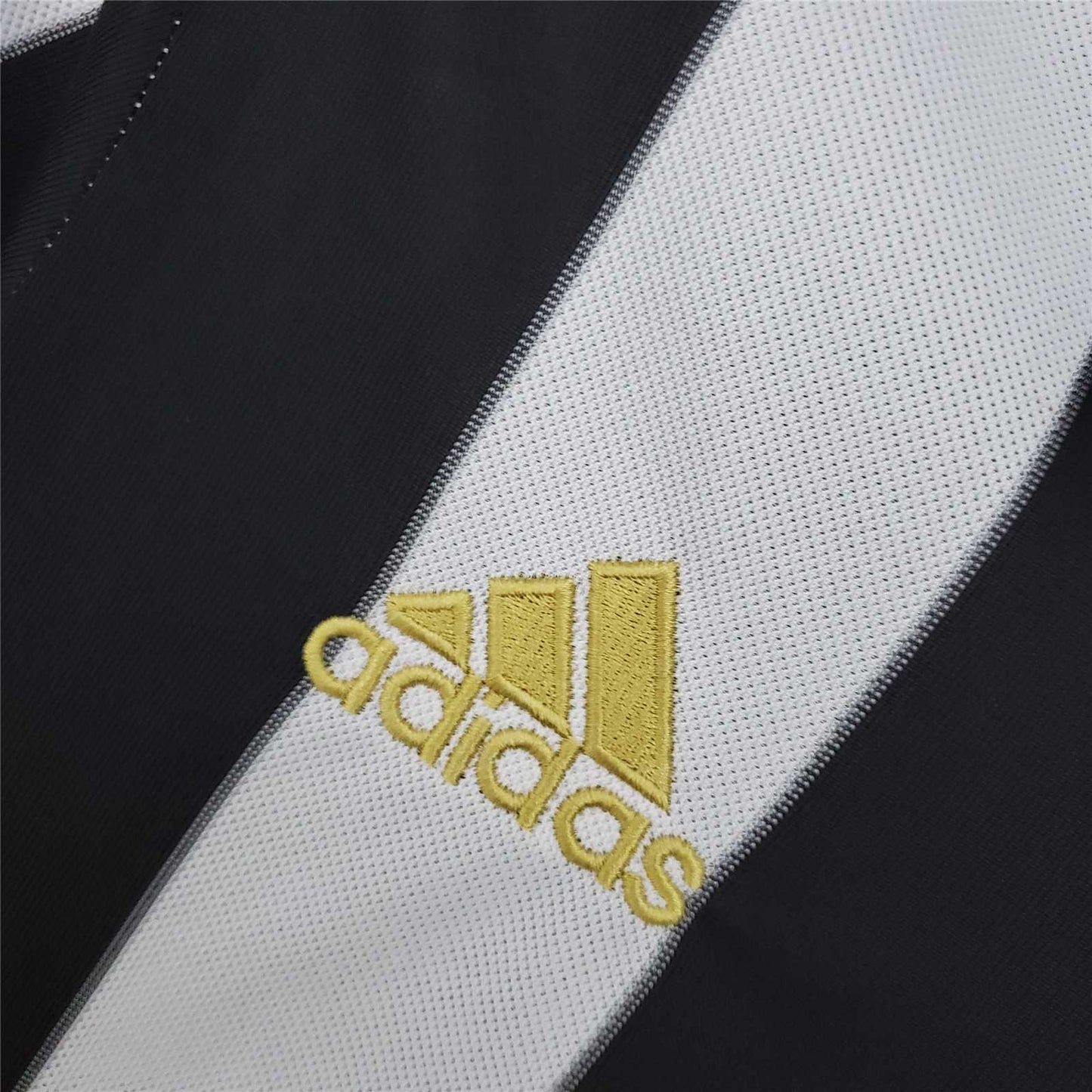 Juventus 17-18 Home Retro Shirt brand