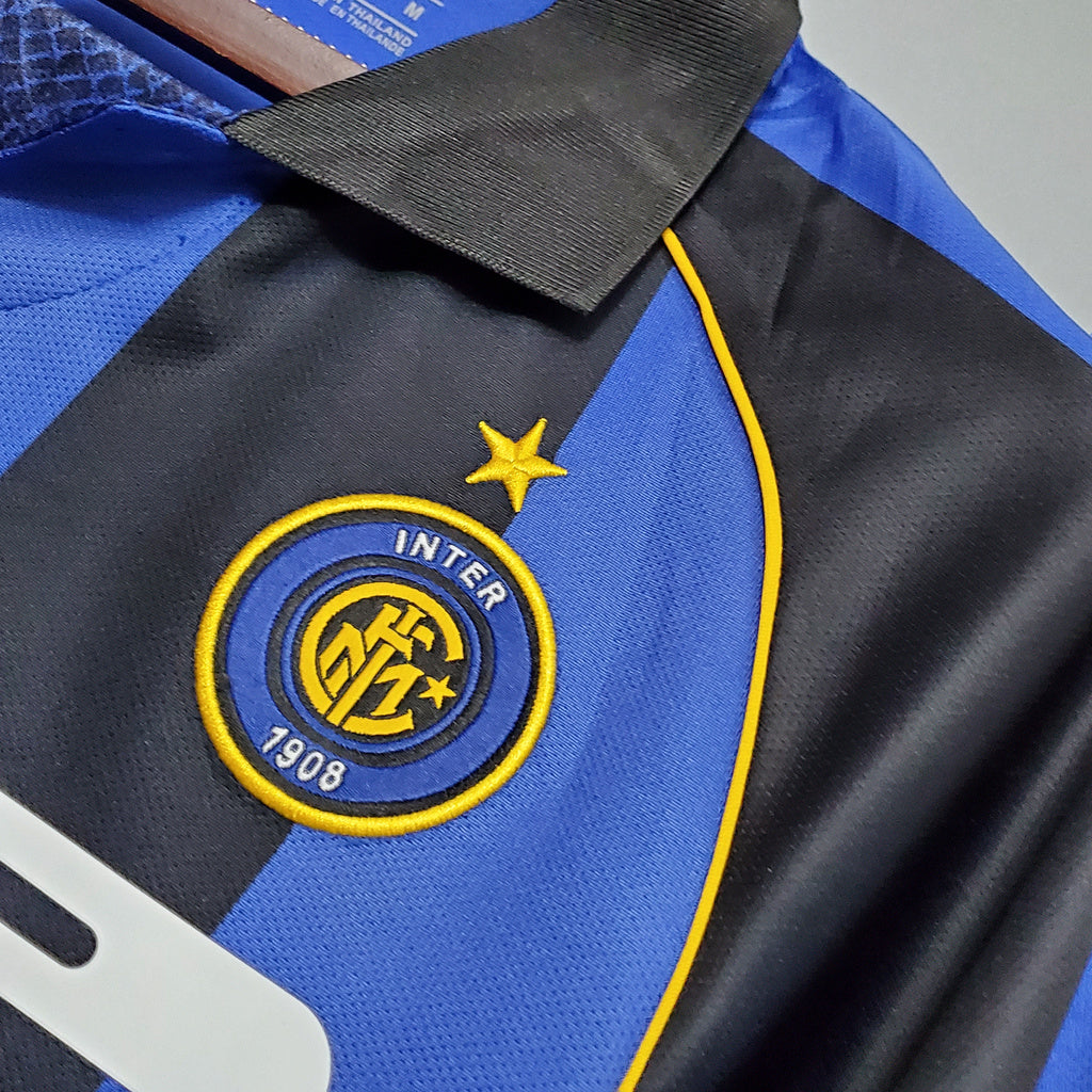 Inter Milan 01-02 Home Retro Shirt crest