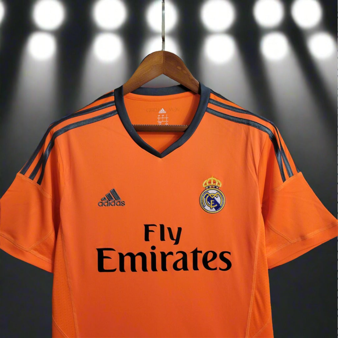 Real Madrid 13-14 3rd Retro Shirt sponsor