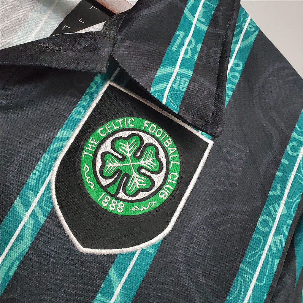 Celtic 92-94 Away Retro Shirt crest