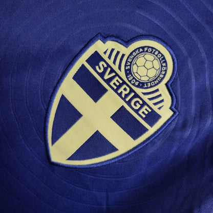 Sweden 24-25 Away Shirt crest