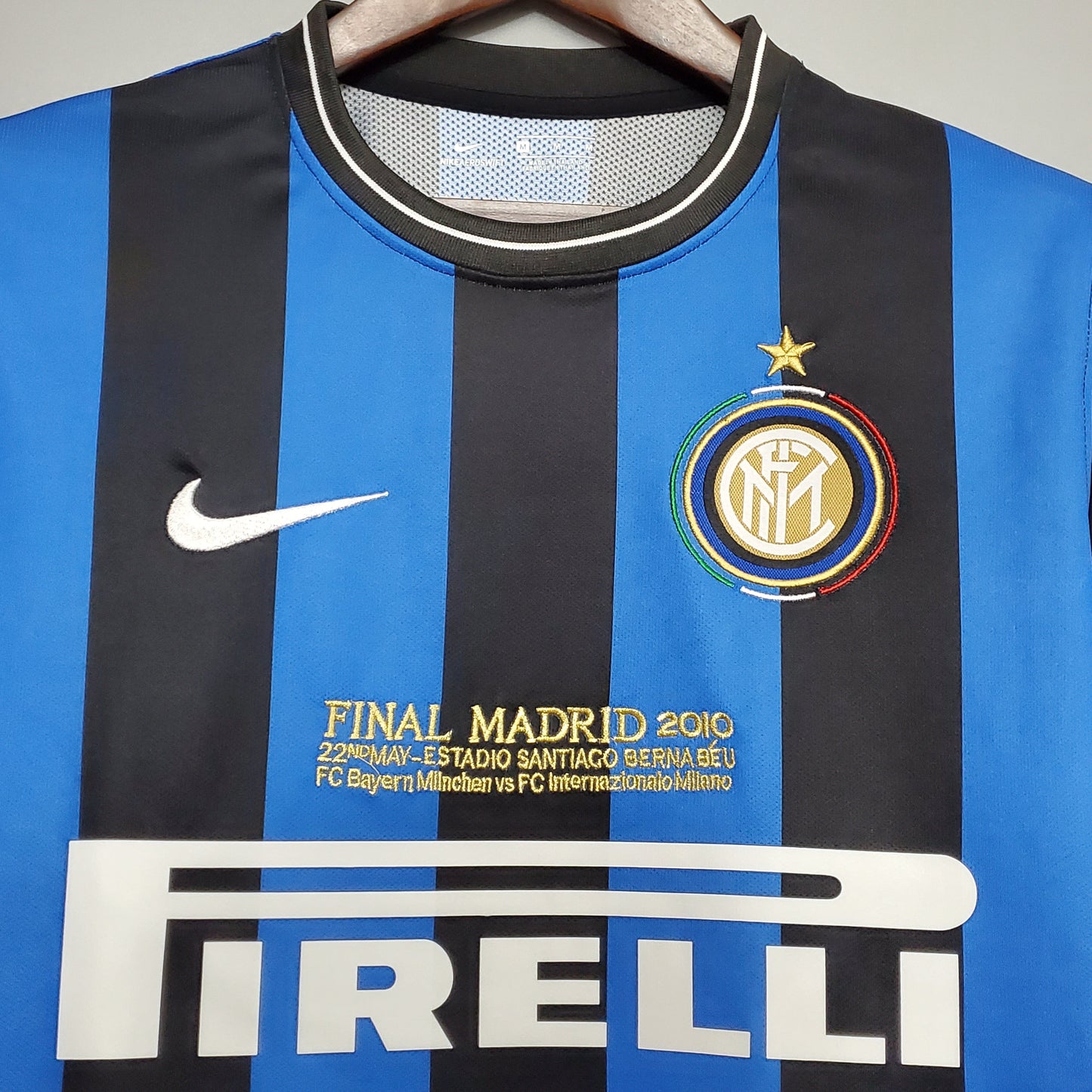 Inter Milan 09-10 Home Retro Shirt sponsor