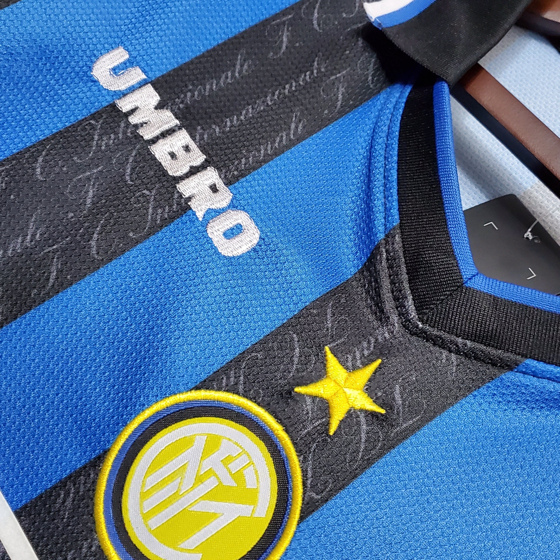 Inter Milan 97-98 Home Retro Shirt crest