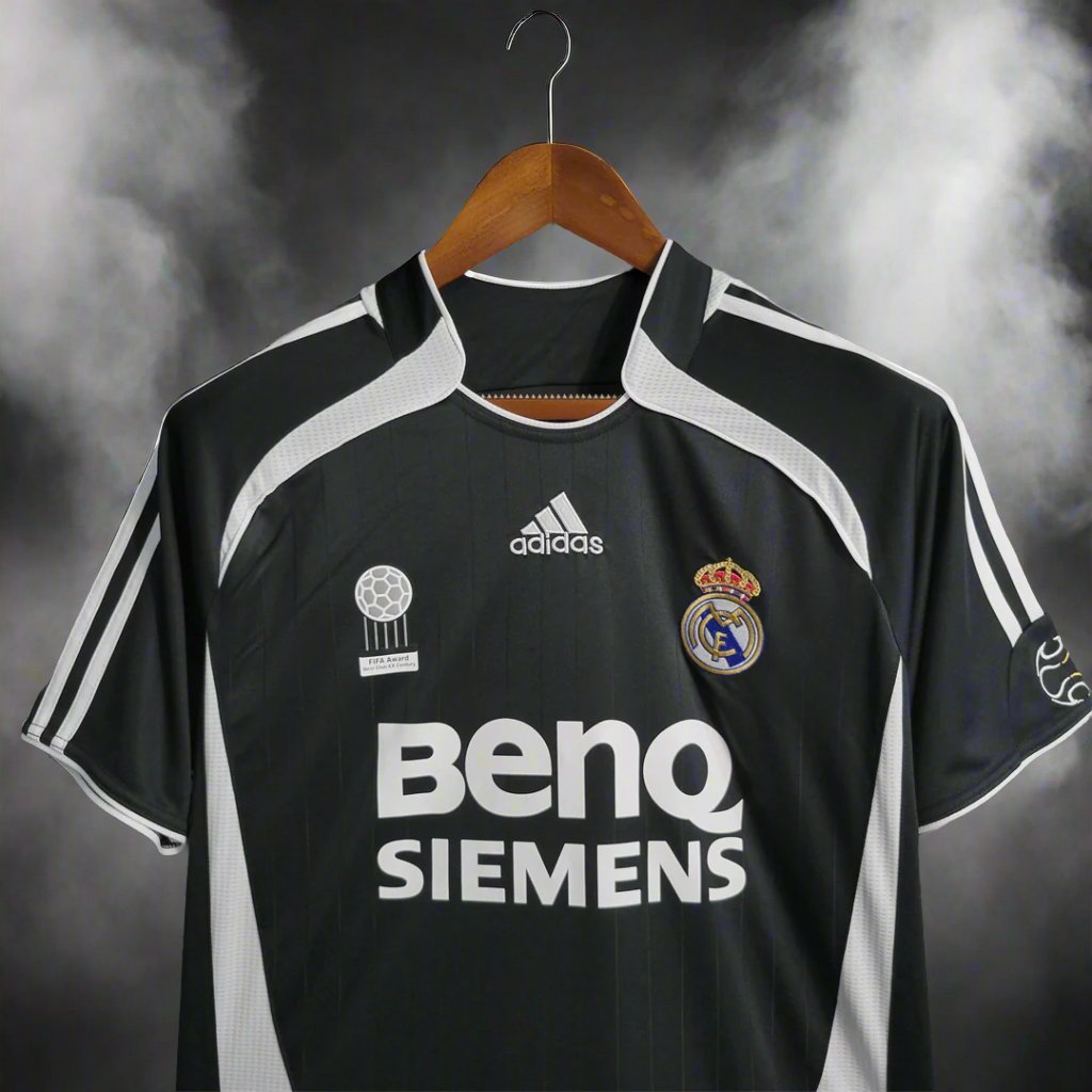 Real Madrid 06-07 Away Retro Shirt front