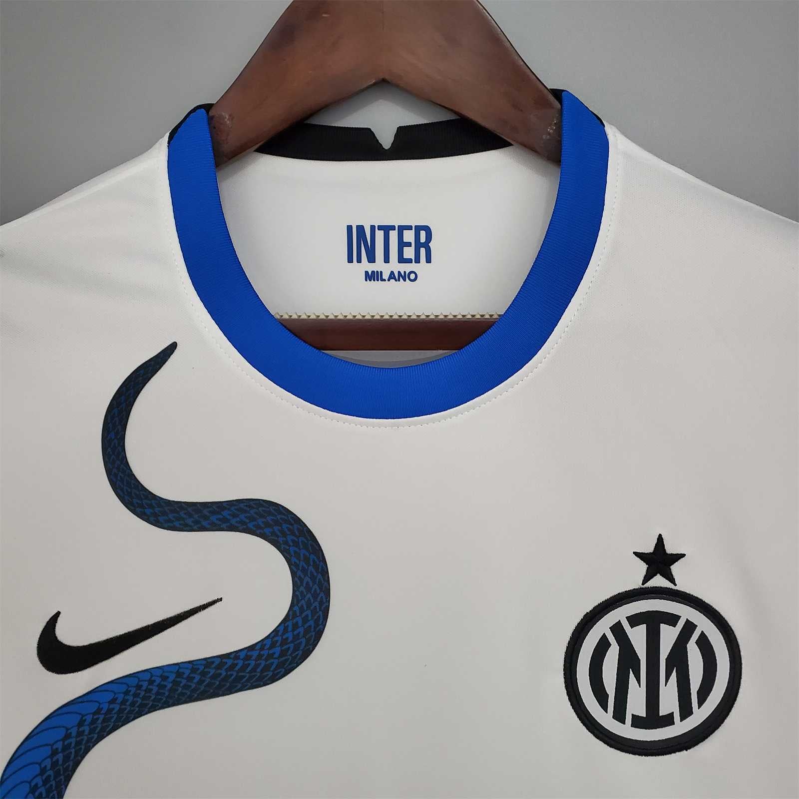 Inter Milan 21-22 Away Shirt collar