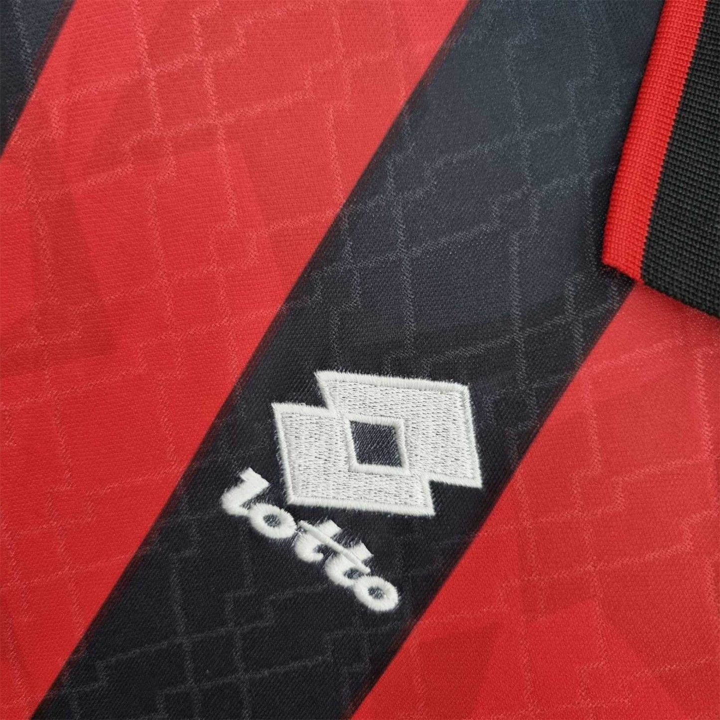 AC Milan 95-96 Home Retro Shirt logo