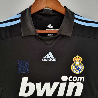 Real Madrid 09-10 Away Retro Shirt sponsor