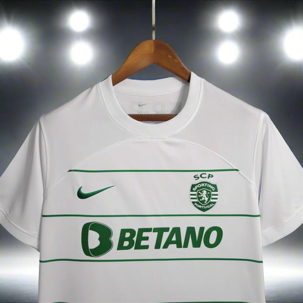 Sporting CP 23-24 Away Shirt sponsor