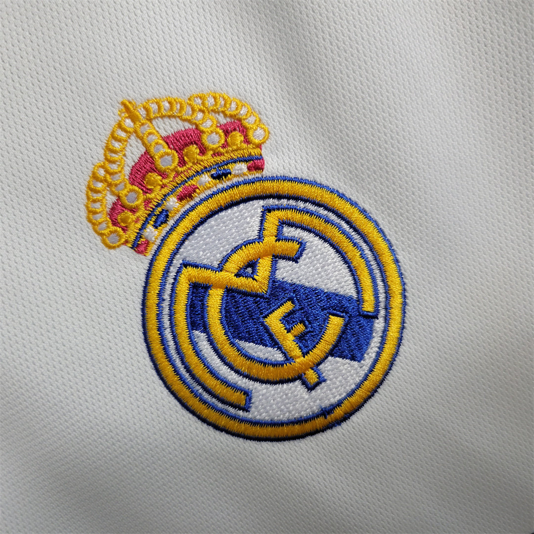 Real Madrid 23-24 Home Shirt badge