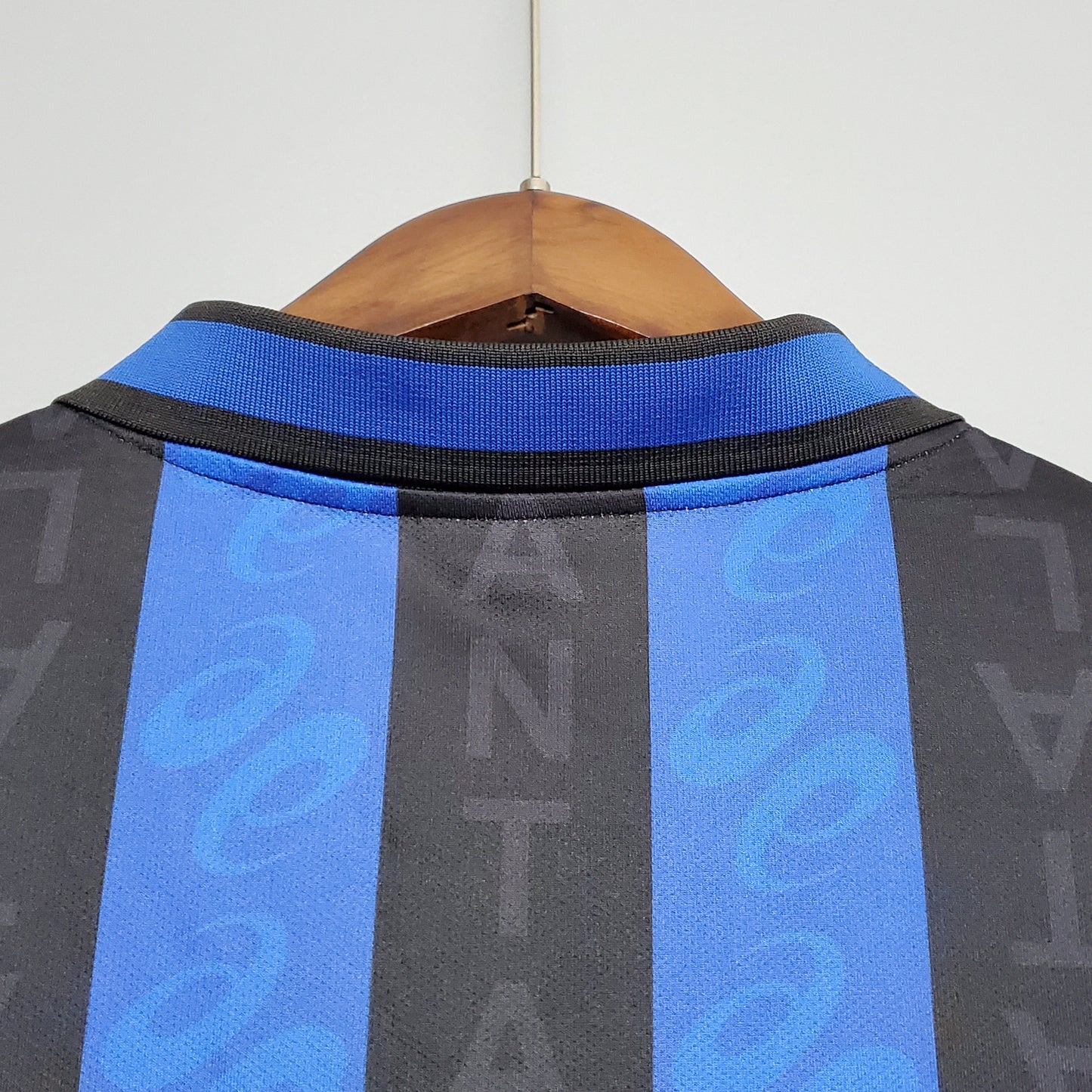 Atalanta 96-98 Home Retro Shirt collar